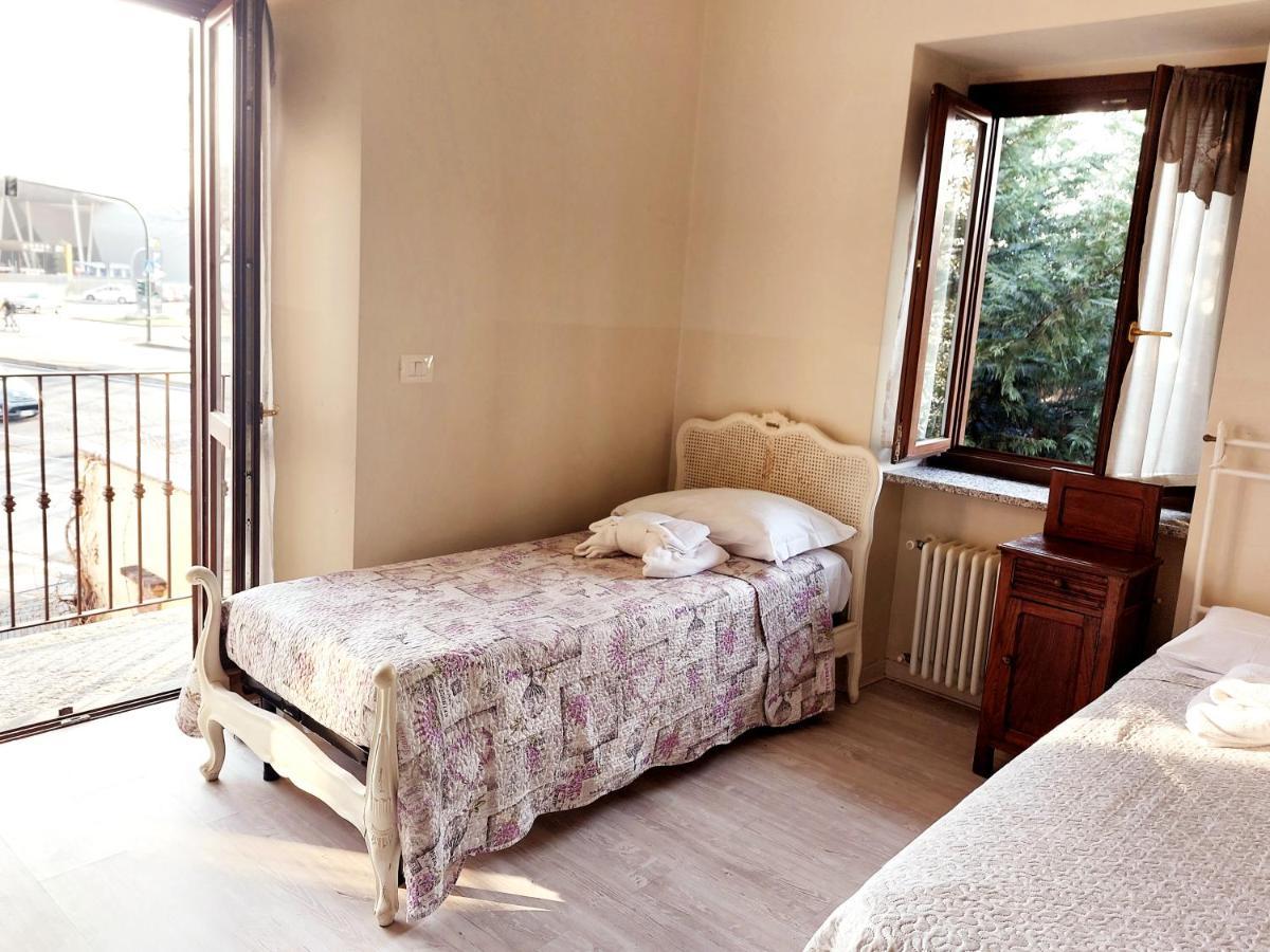 לינה וארוחת בוקר טורינו La Casina Del Grillo מראה חיצוני תמונה
