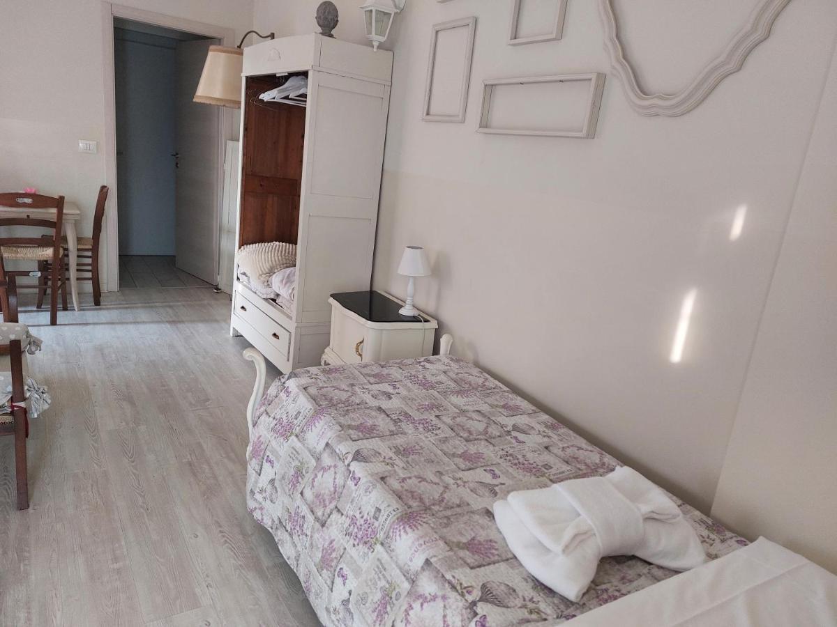 לינה וארוחת בוקר טורינו La Casina Del Grillo מראה חיצוני תמונה