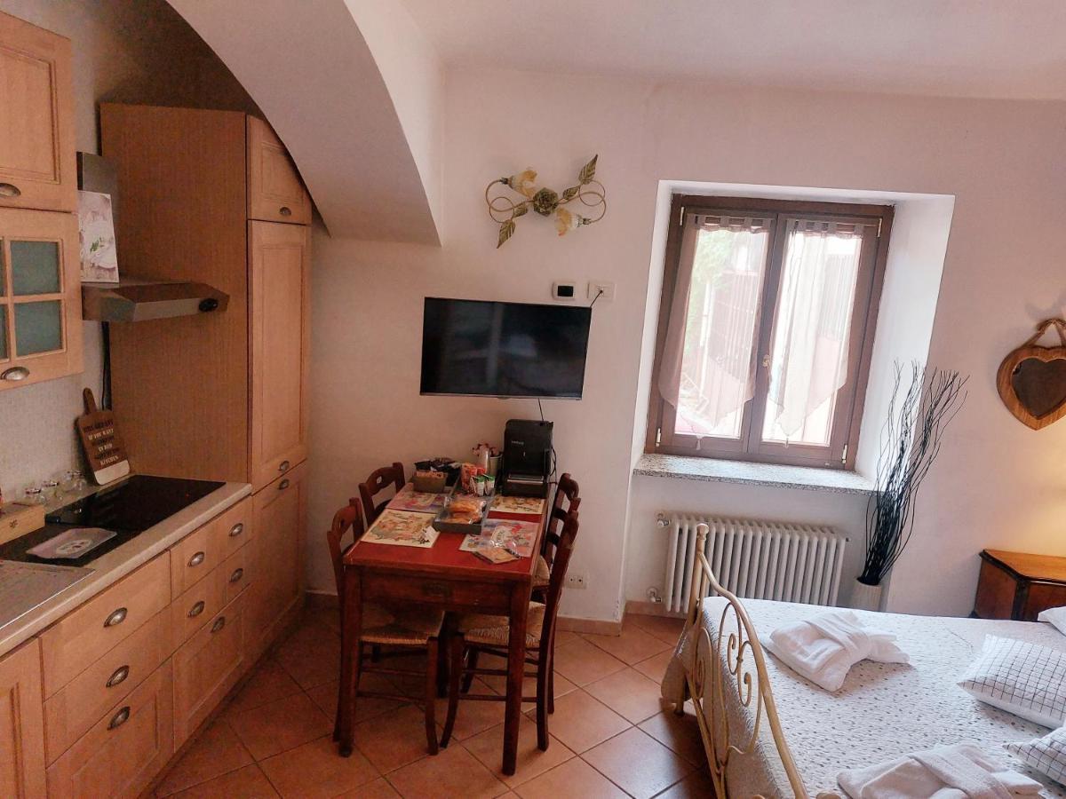 לינה וארוחת בוקר טורינו La Casina Del Grillo מראה חיצוני תמונה